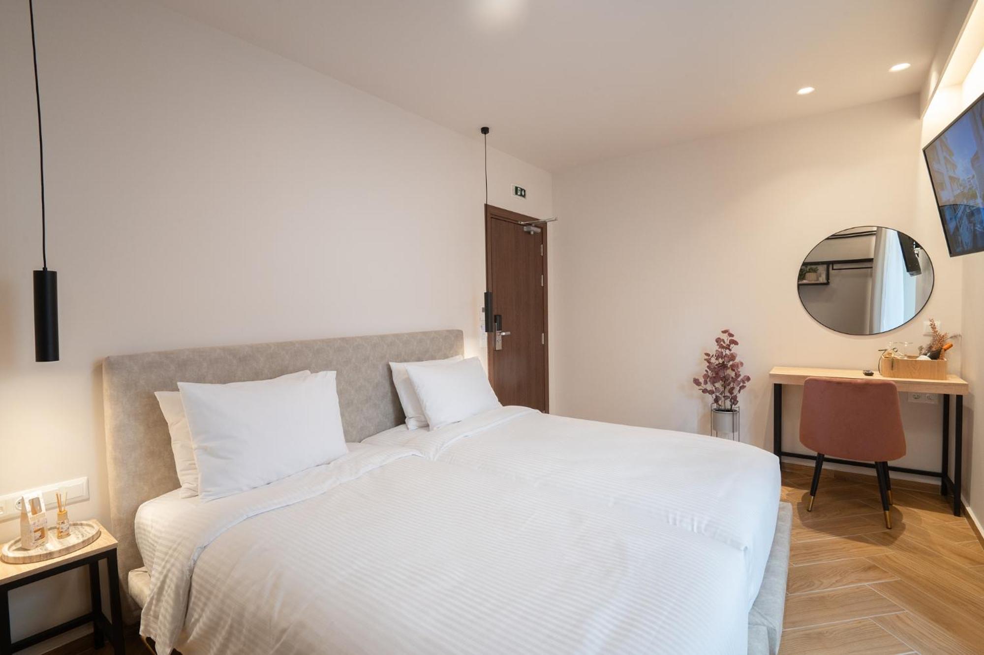 Ira - Ηρα Hotel 卡拉马塔 外观 照片